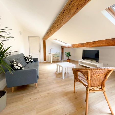 Spacieux Duplex Central Avec Terrasse Tropezienne Салон-де-Прованс Экстерьер фото