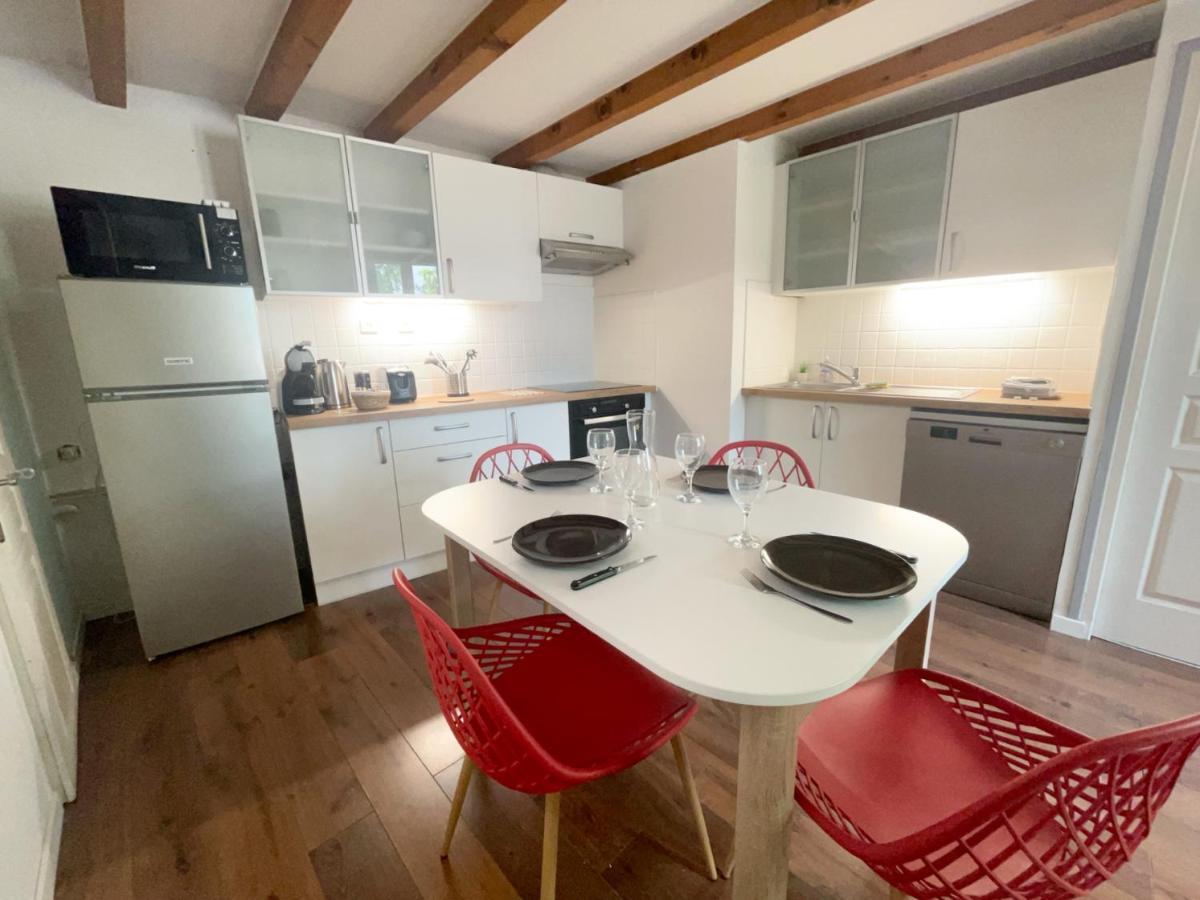 Spacieux Duplex Central Avec Terrasse Tropezienne Салон-де-Прованс Экстерьер фото